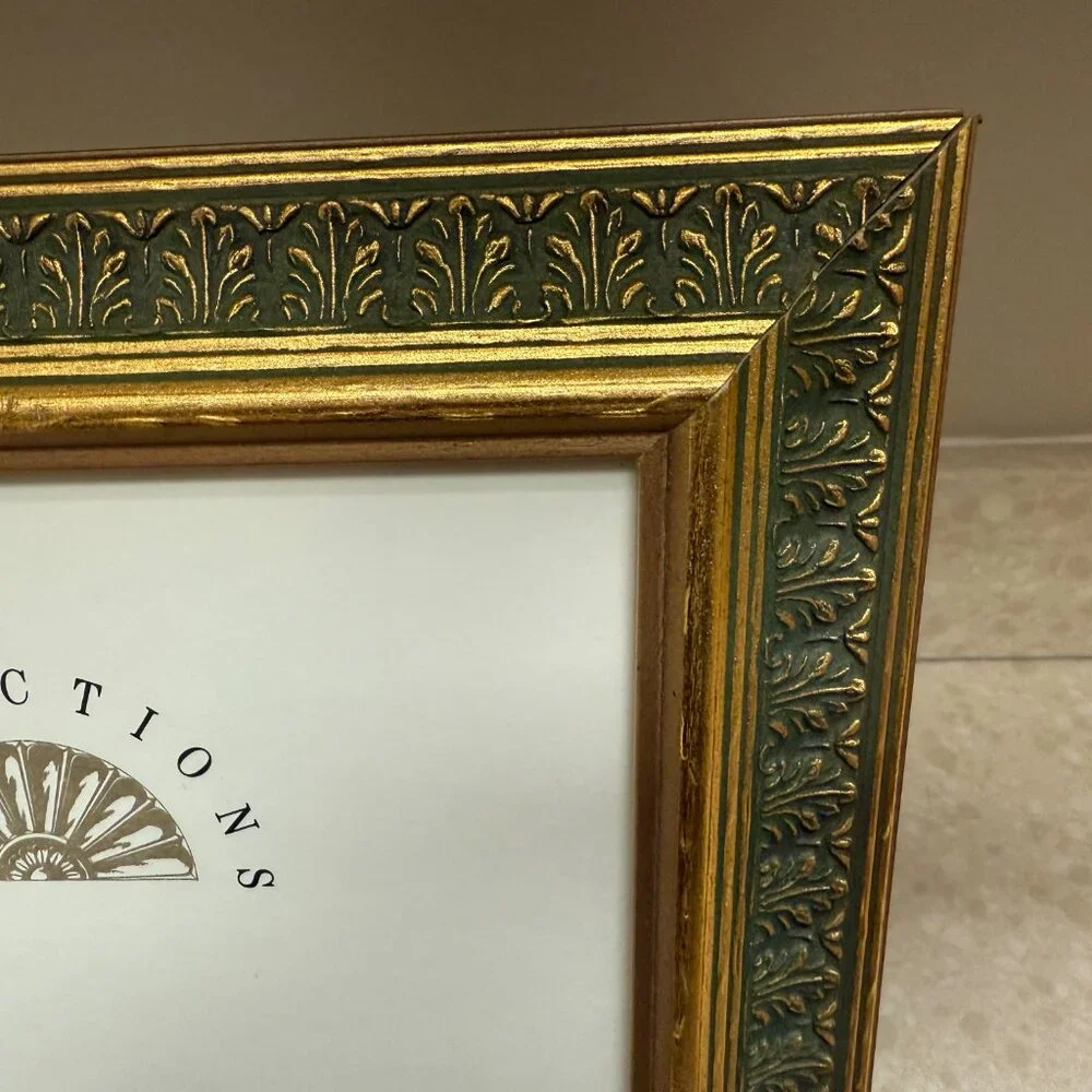 The Weston Gallery Reflections 8 x 10 Picture Frame